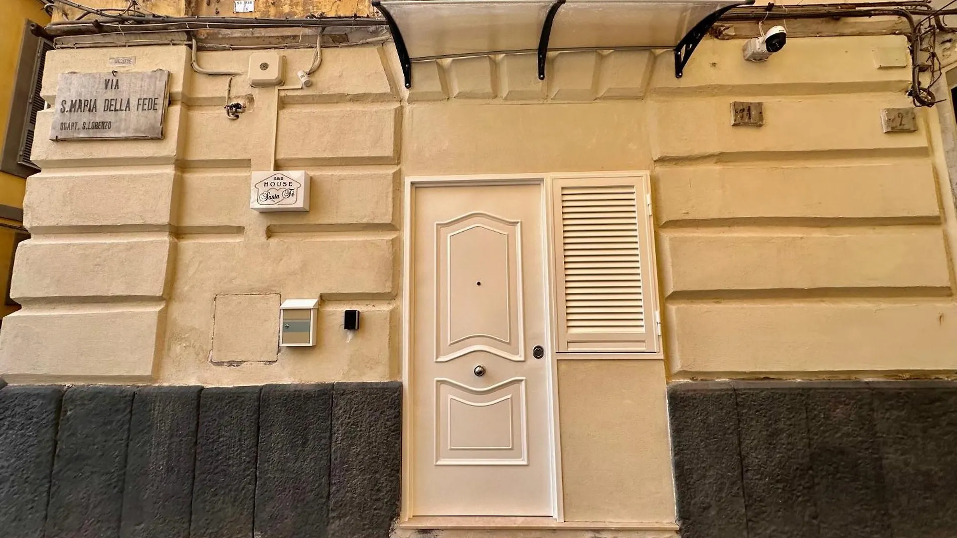 Villa House Santa Fe Napoli 0*,  Italia